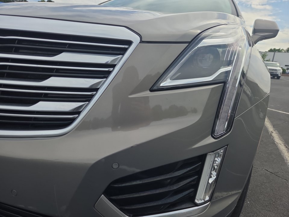 Used 2018 Cadillac XT5 Premium Luxury AWD/4WD image 30