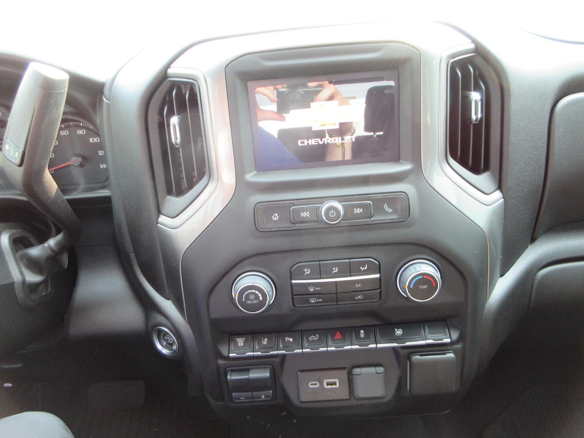 Certified 2025 Chevrolet Silverado 2500 Custom w/ Custom Value Package AWD/4WD image 13
