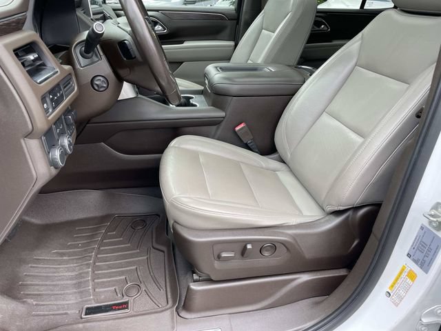 Used 2021 Chevrolet Tahoe LT w/ LT Signature Package RWD image 4