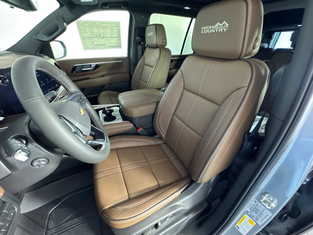 New 2026 Chevrolet Tahoe High Country AWD/4WD image 25