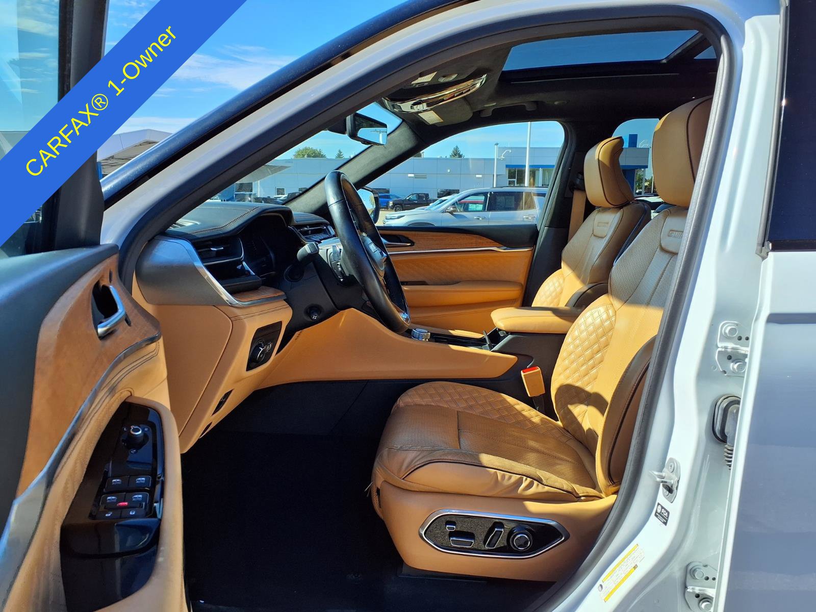 Used 2022 Jeep Grand Cherokee L Summit AWD/4WD image 19