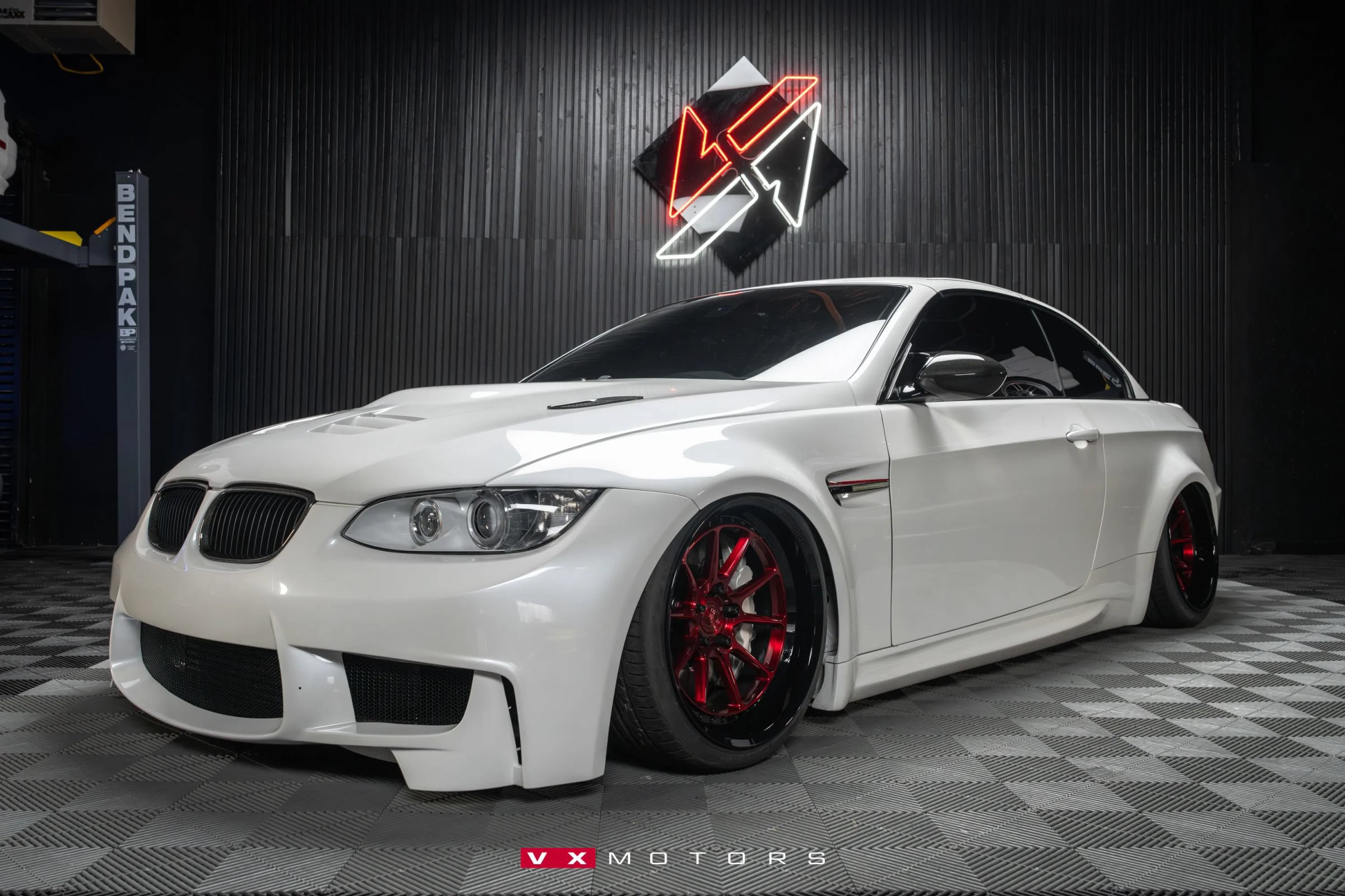 Used 2009 BMW 335i Convertible RWD image 1