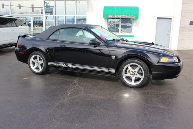 Used 2004 Ford Mustang GT RWD image 3
