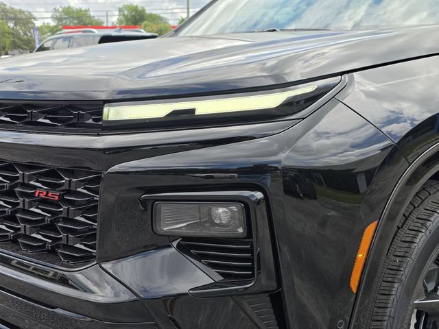 New 2026 Chevrolet Traverse RS w/ LPO, Floor Liner Package FWD image 9