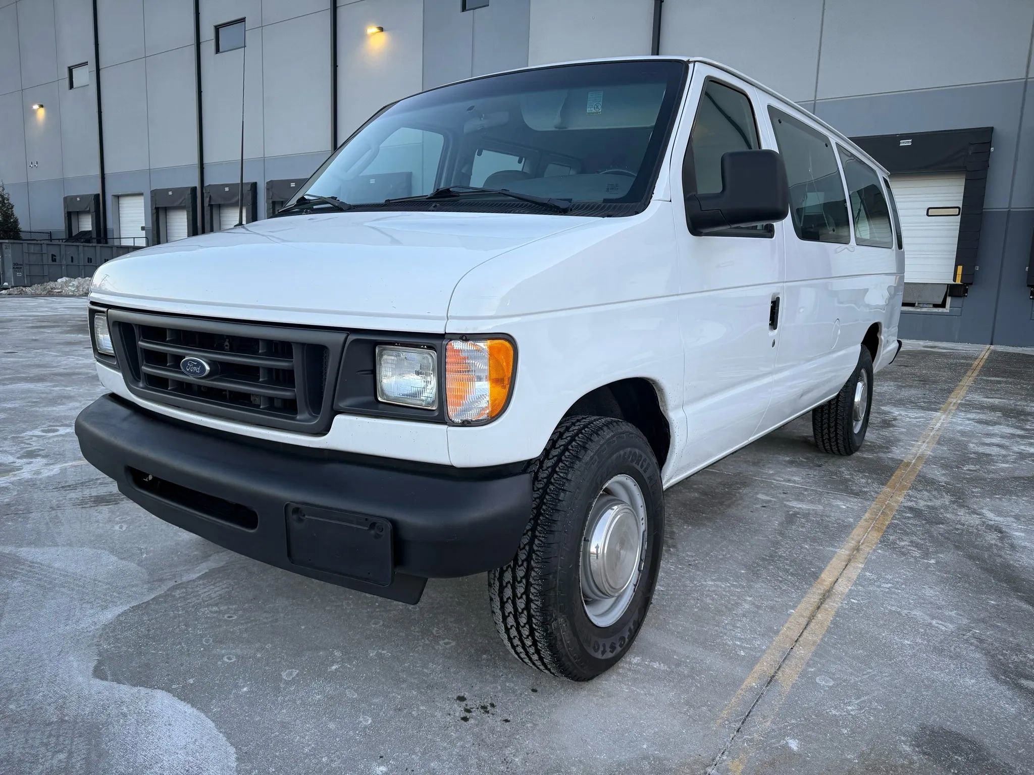 Used 2003 Ford E-350 and Econoline 350 XLT