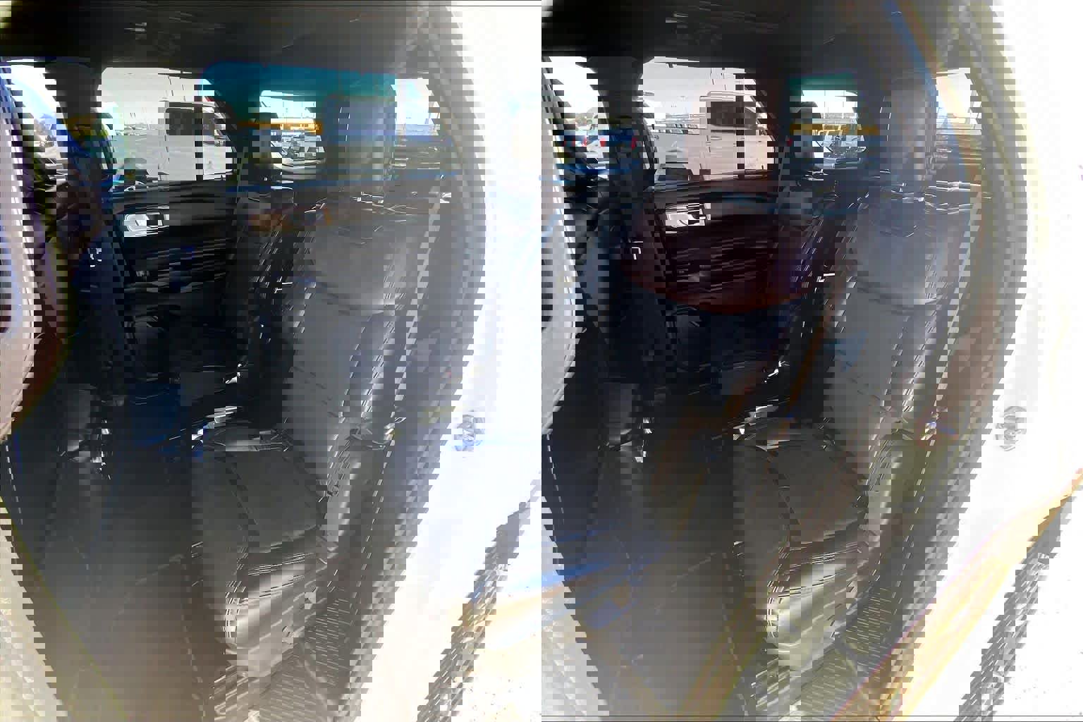 Used 2020 Ford Explorer Platinum w/ Premium Technology Package image 40