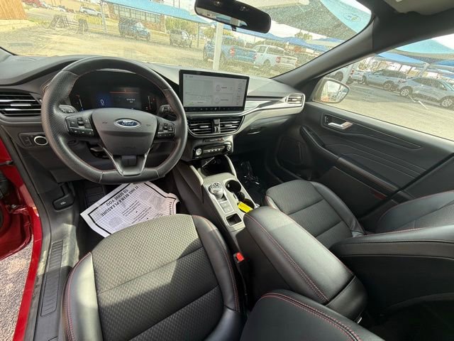 Used 2023 Ford Escape ST-Line w/ Tech Pack #1 AWD/4WD image 16
