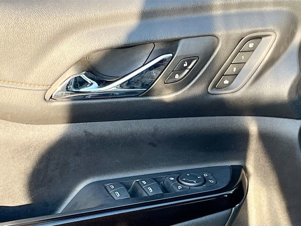 Used 2023 GMC Acadia AT4 w/ Technology Package AWD/4WD image 18