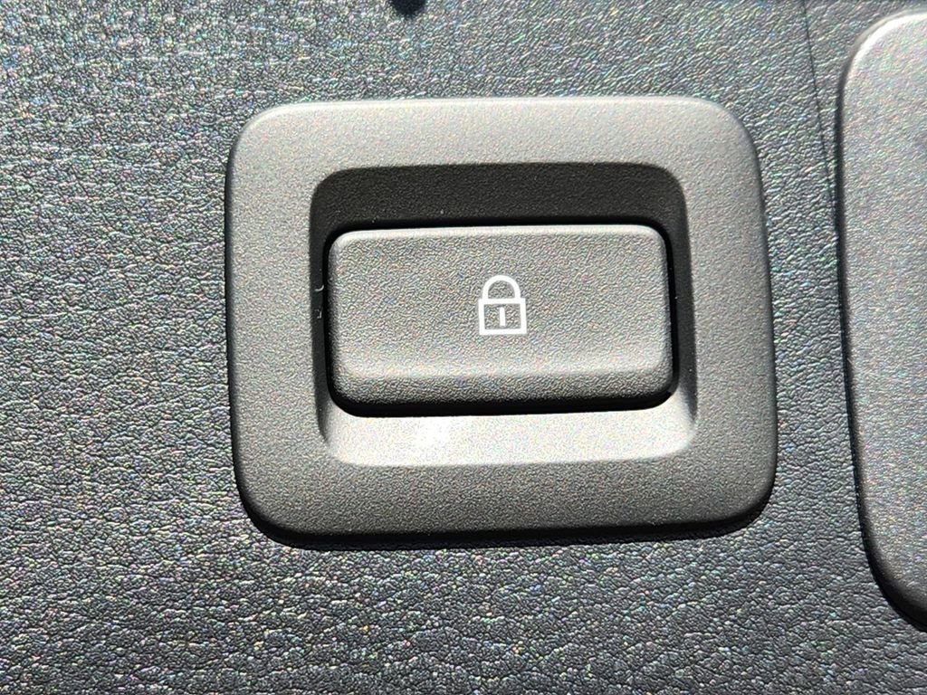 New 2026 MAZDA CX-30 AWD 2.5 S w/ Select Sport Pkg image 23