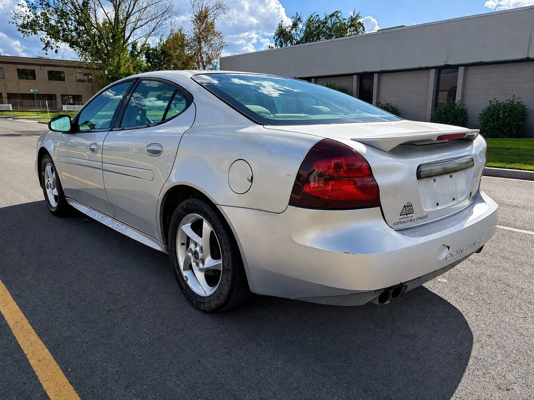 Used 2004 Pontiac Grand Prix GTP FWD image 3