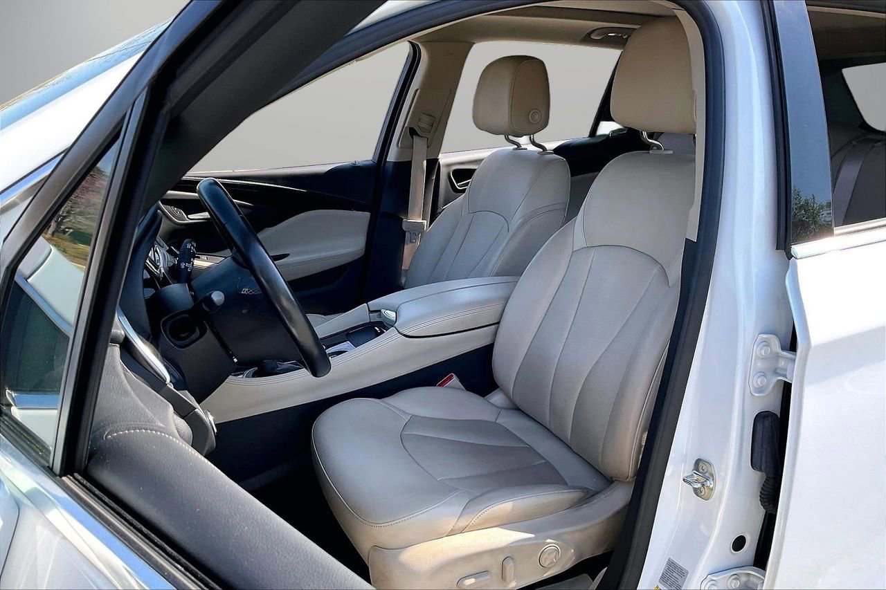 Used 2017 Buick Envision Premium image 22