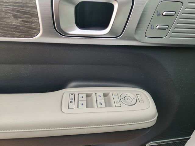 Used 2024 Hyundai Santa Fe Calligraphy FWD image 22