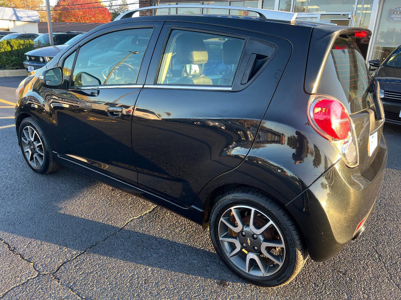 Used 2014 Chevrolet Spark LT FWD image 11