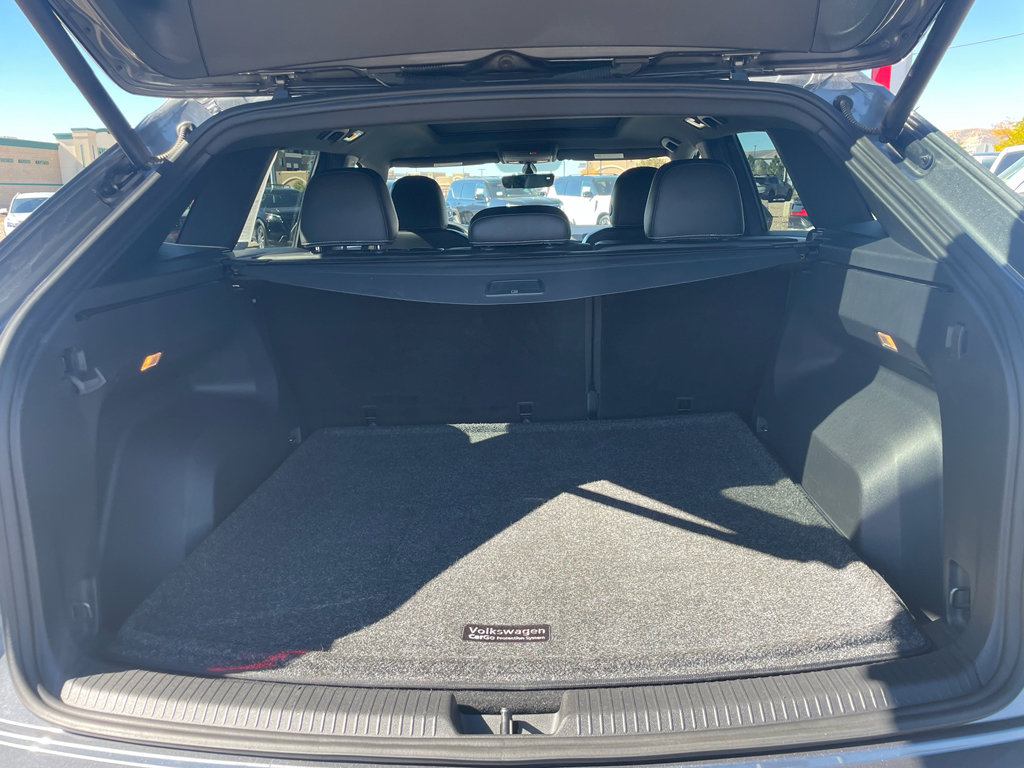 Used 2022 Volkswagen Atlas Cross Sport SE image 6