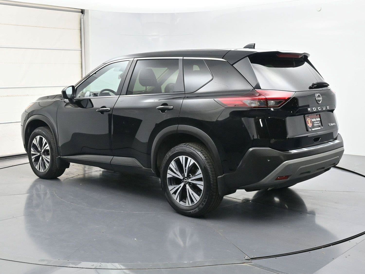 Used 2023 Nissan Rogue SV AWD/4WD image 43