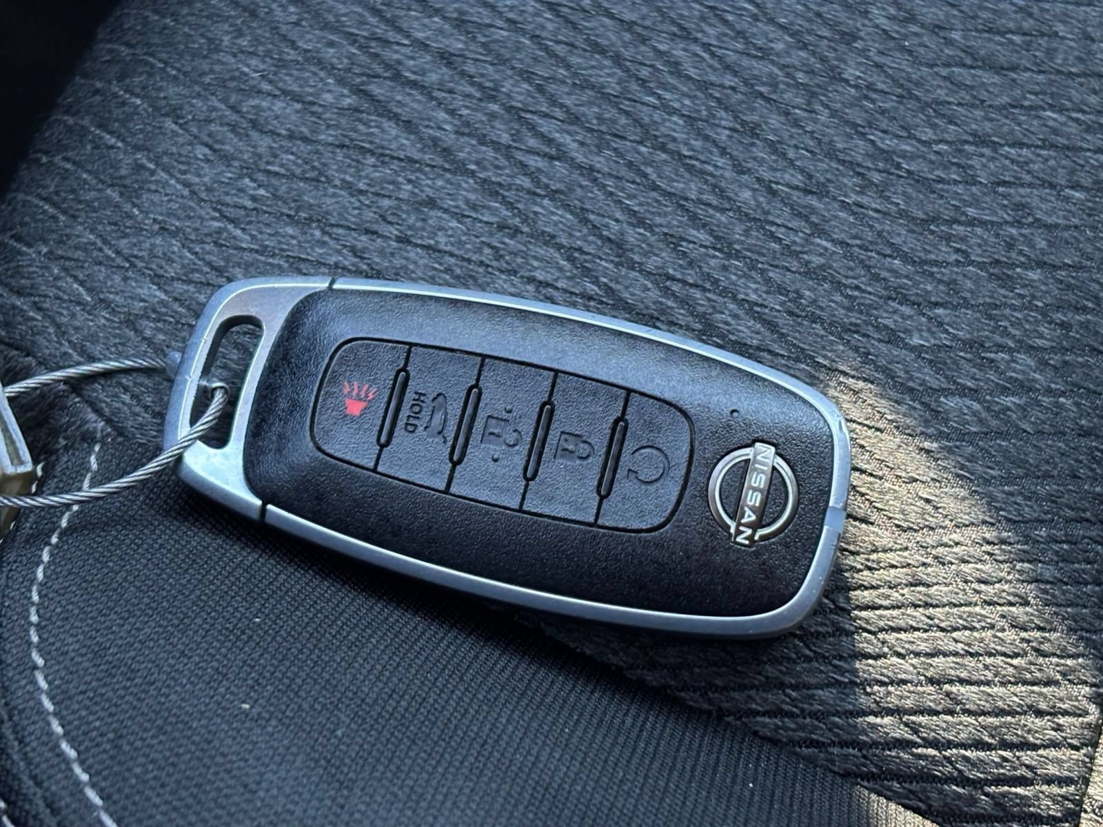 Used 2025 Nissan Rogue SV AWD/4WD image 20