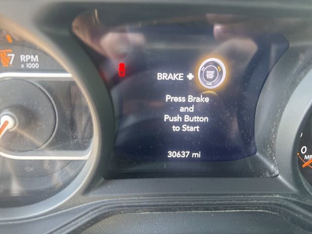 Used 2024 Jeep Gladiator Sport AWD/4WD image 15