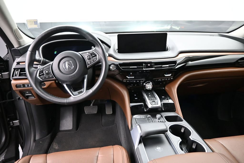 Used 2023 Acura MDX SH-AWD w/ Technology Package image 13