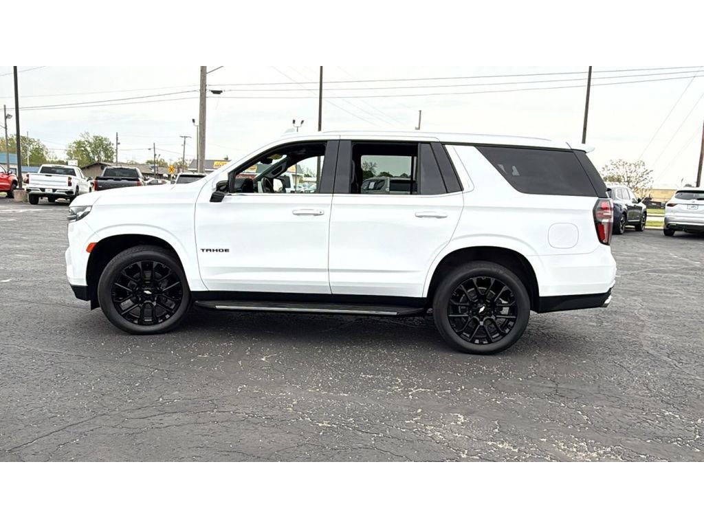 Used 2023 Chevrolet Tahoe Premier w/ Premium Package AWD/4WD image 4