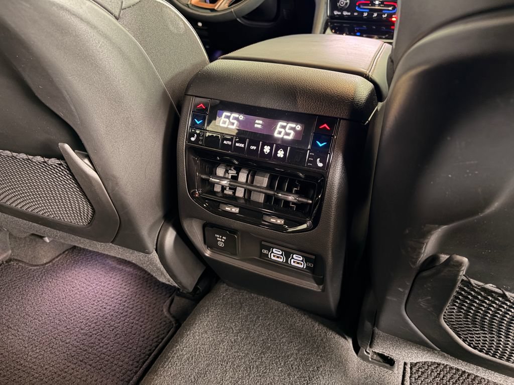 Certified 2024 Jeep Grand Cherokee Summit w/ Adv Protech Group IV AWD/4WD image 25