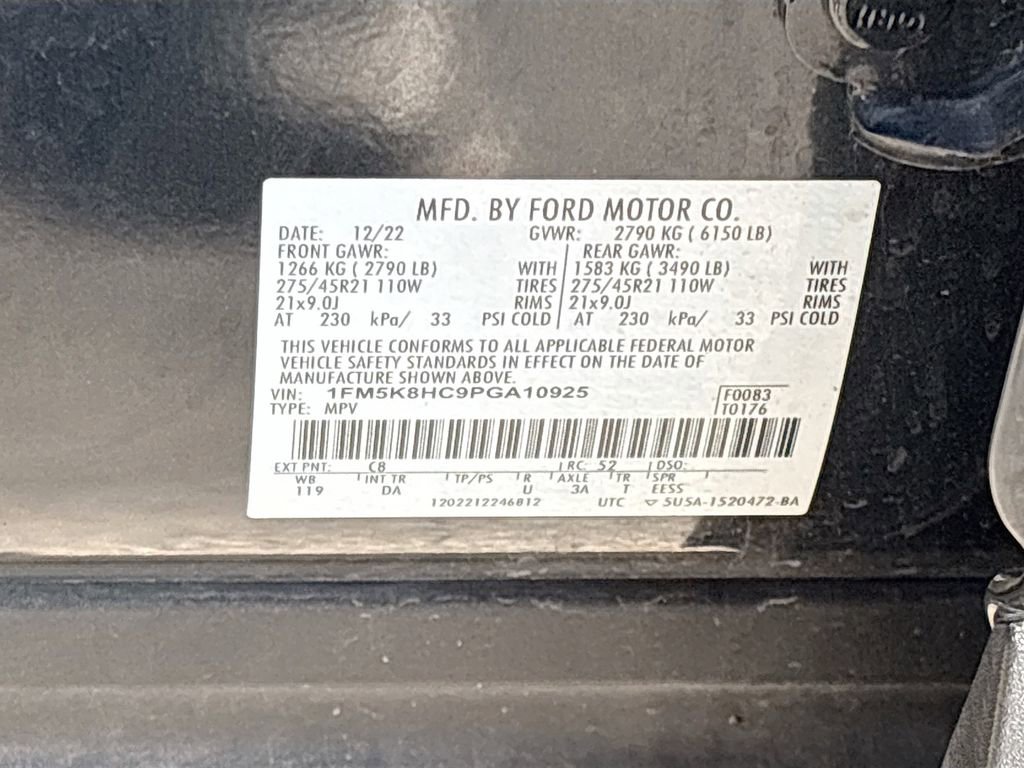 Used 2023 Ford Explorer Platinum w/ Technology Package image 35