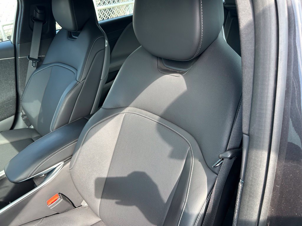 Used 2024 Lucid Air Pure RWD image 11