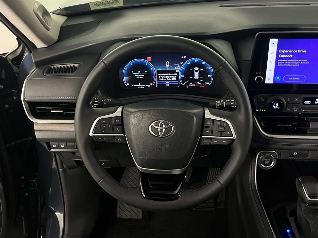 Used 2025 Toyota Grand Highlander FWD image 15