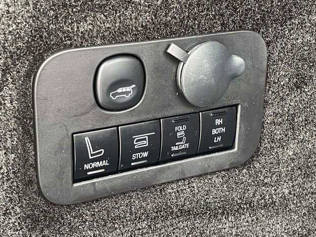 Used 2016 Lincoln MKT AWD w/ Equipment Group 201A image 10