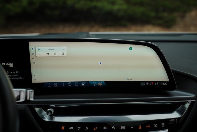 Used 2024 Cadillac Lyriq Tech image 31