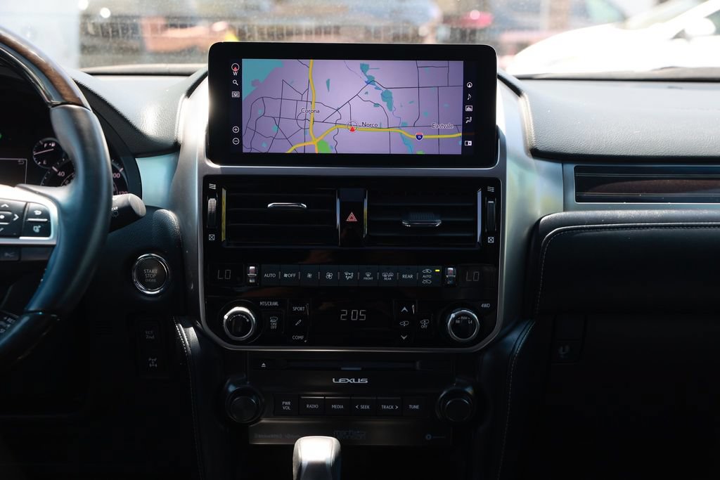 Used 2023 Lexus GX 460 Luxury w/ Off Road Package AWD/4WD image 28