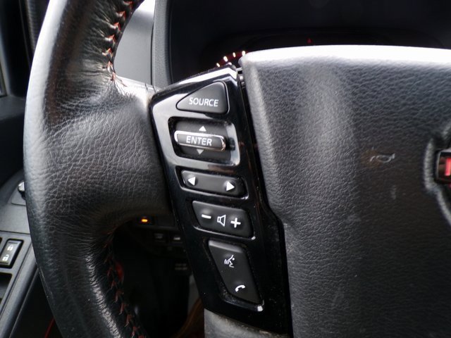 Used 2022 Nissan Frontier PRO-4X image 18