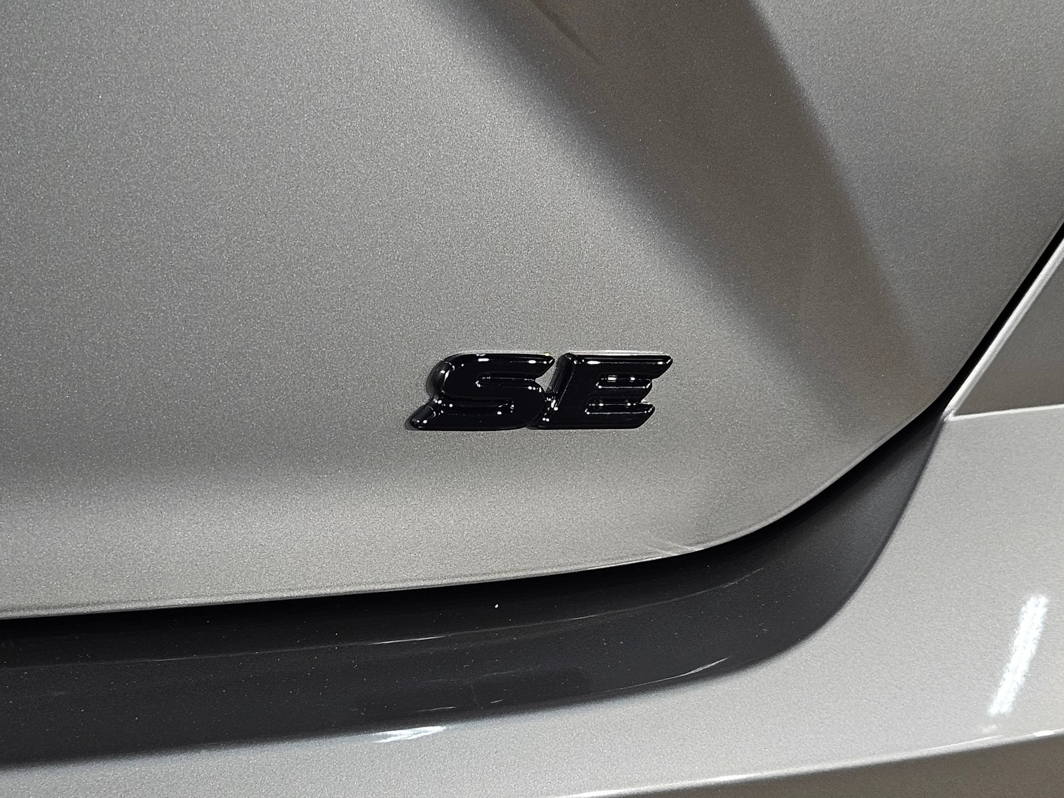 Used 2025 Toyota Camry SE FWD image 38