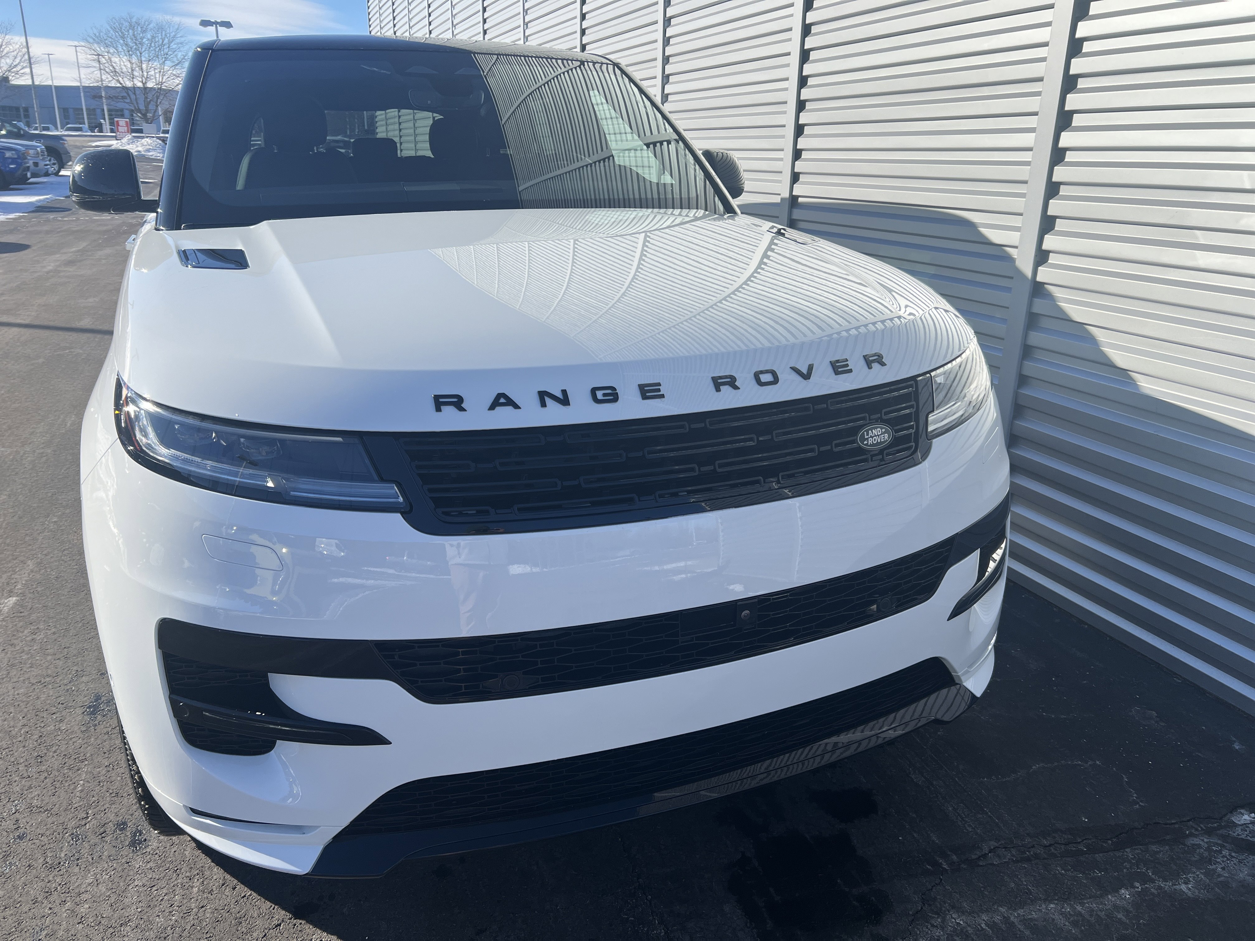 New 2025 Land Rover Range Rover Sport Dynamic SE image 8