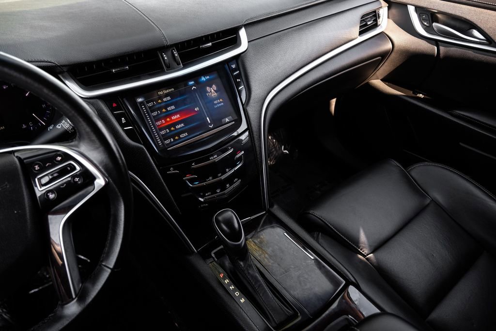 Used 2015 Cadillac XTS Limousine image 23