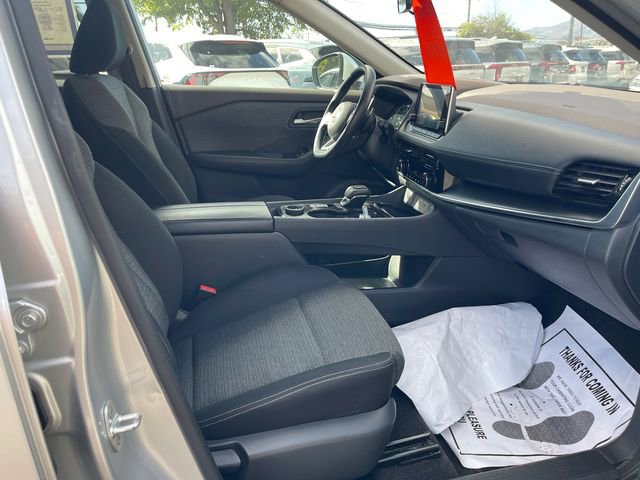 Used 2022 Nissan Rogue SV AWD/4WD image 15