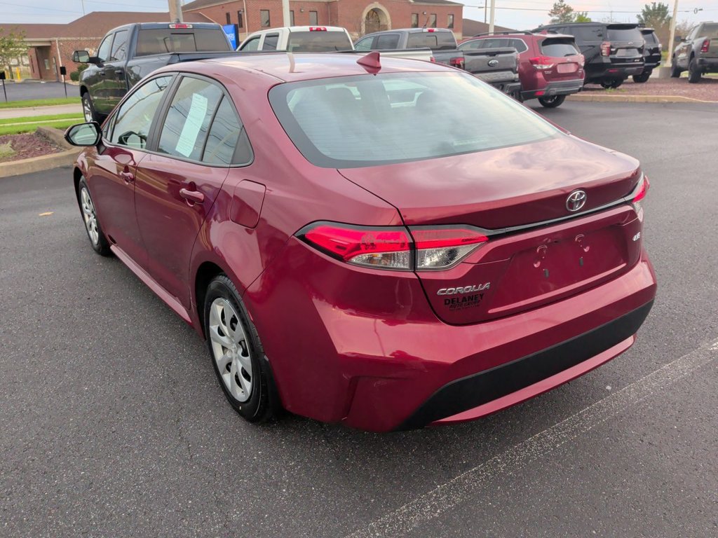Used 2022 Toyota Corolla LE FWD image 6