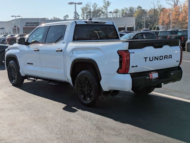 Used 2022 Toyota Tundra SR5 w/ SR5 Convenience Package image 6