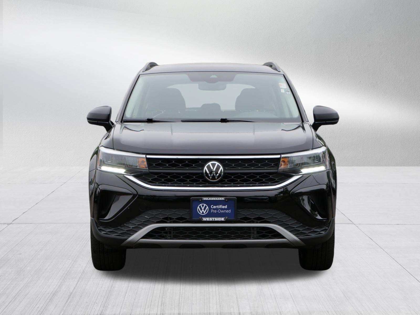 Certified 2024 Volkswagen Taos S AWD/4WD image 2