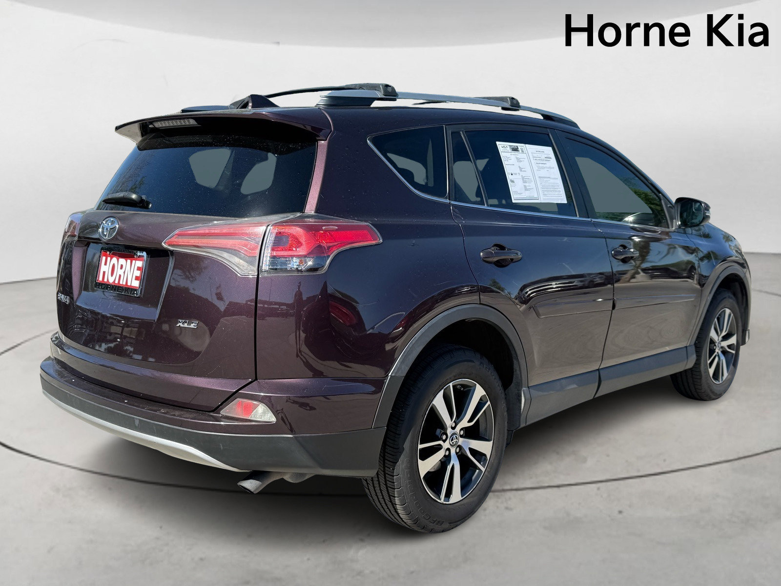 Used 2017 Toyota RAV4 XLE w/ Carpet Mat Package image 4