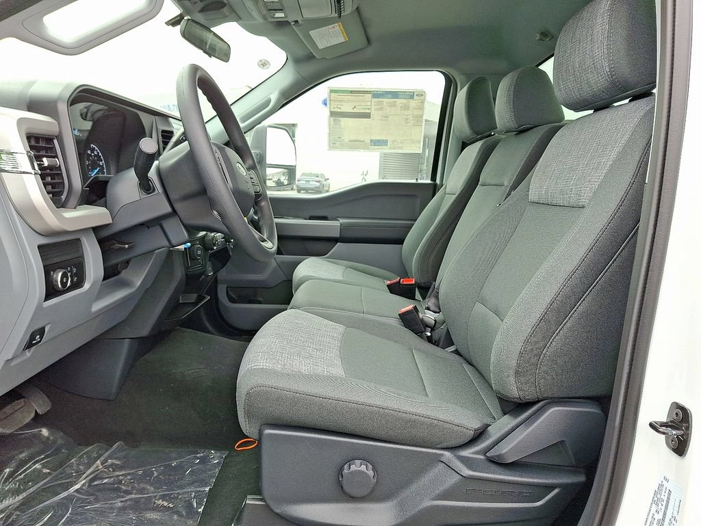 New 2025 Ford F350 XLT AWD/4WD image 7