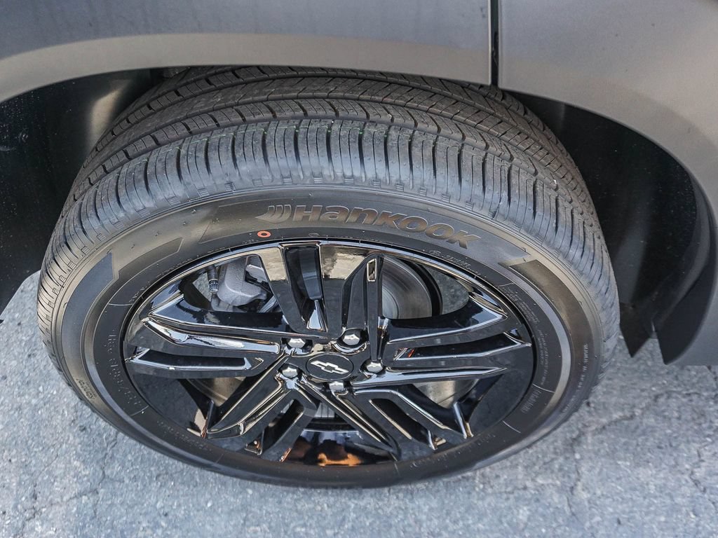 New 2026 Chevrolet TrailBlazer LT w/ Midnight Edition FWD image 8
