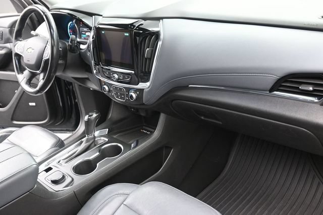 Used 2019 Chevrolet Traverse Premier w/ Driver Confidence II Package FWD image 26