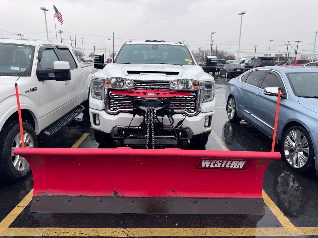 Used 2021 GMC Sierra 2500 Denali w/ Denali Ultimate Package AWD/4WD image 2