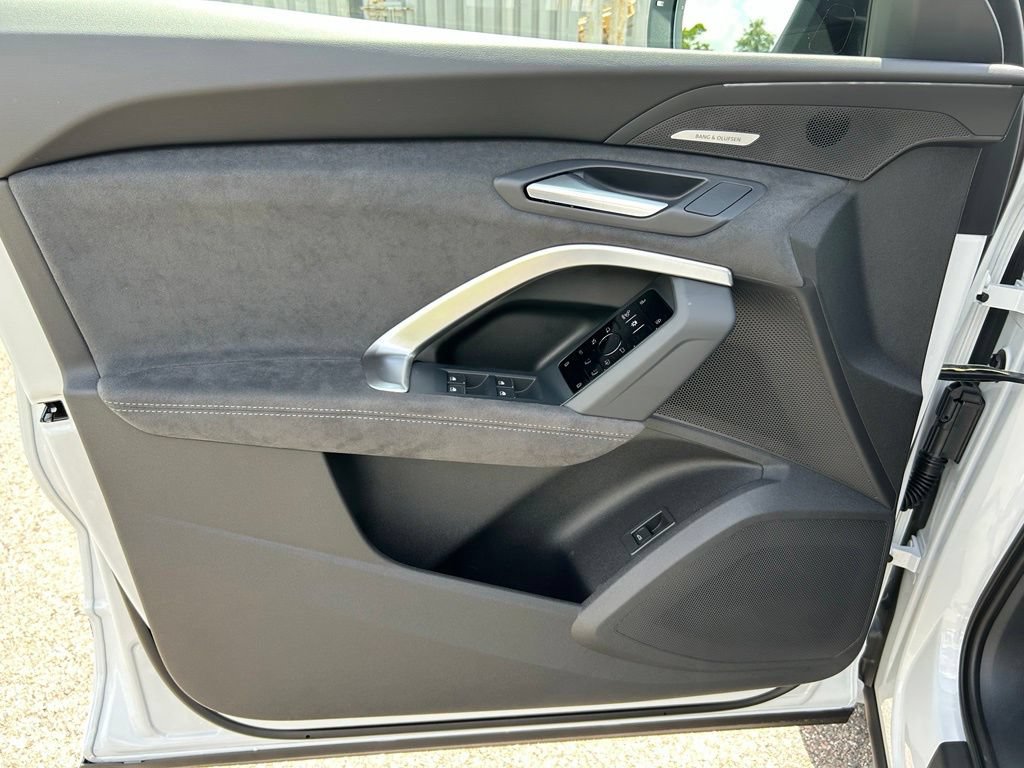 New 2026 Audi SQ5 Premium Plus AWD/4WD image 19
