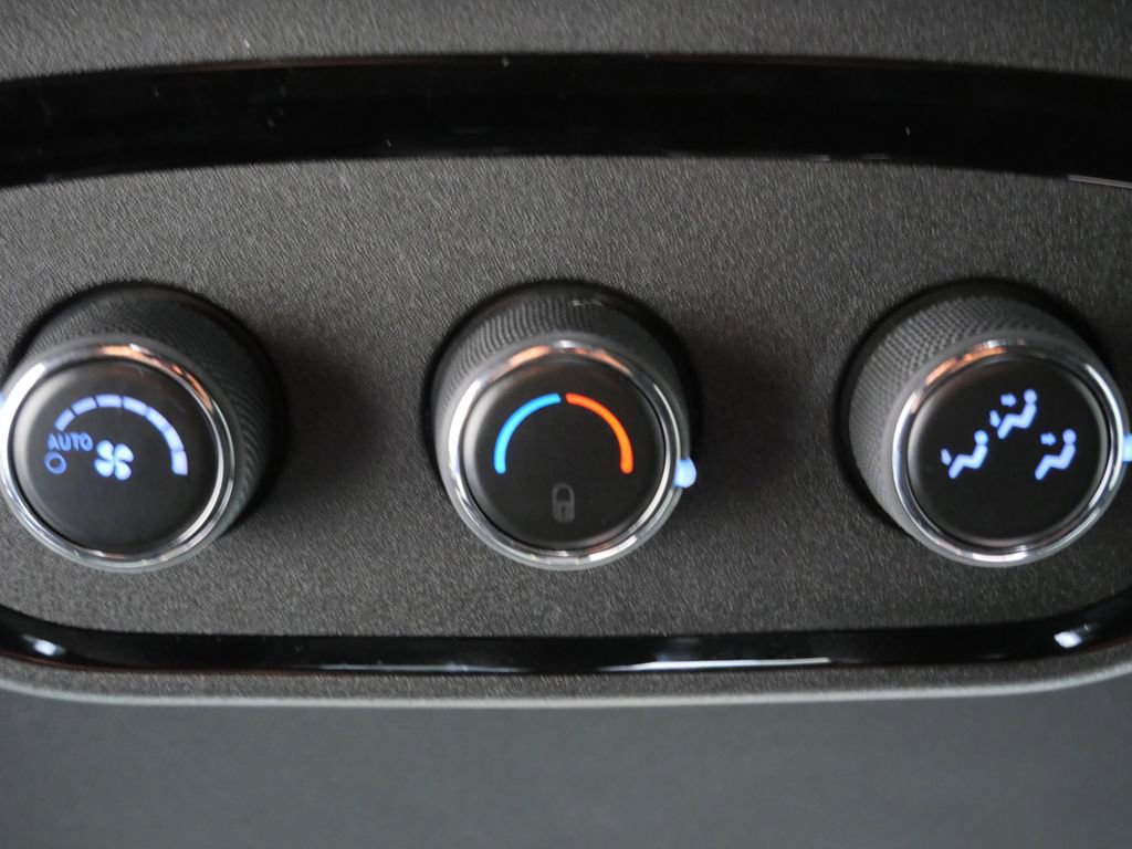 Used 2022 Dodge Durango SXT w/ Blacktop Package image 26
