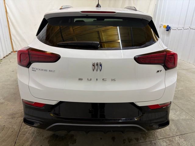 Used 2024 Buick Encore GX Sport Touring AWD/4WD image 7