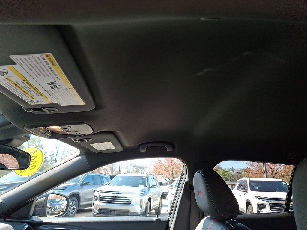 Certified 2024 Chevrolet Trax RS w/ Driver Confidence Package image 14