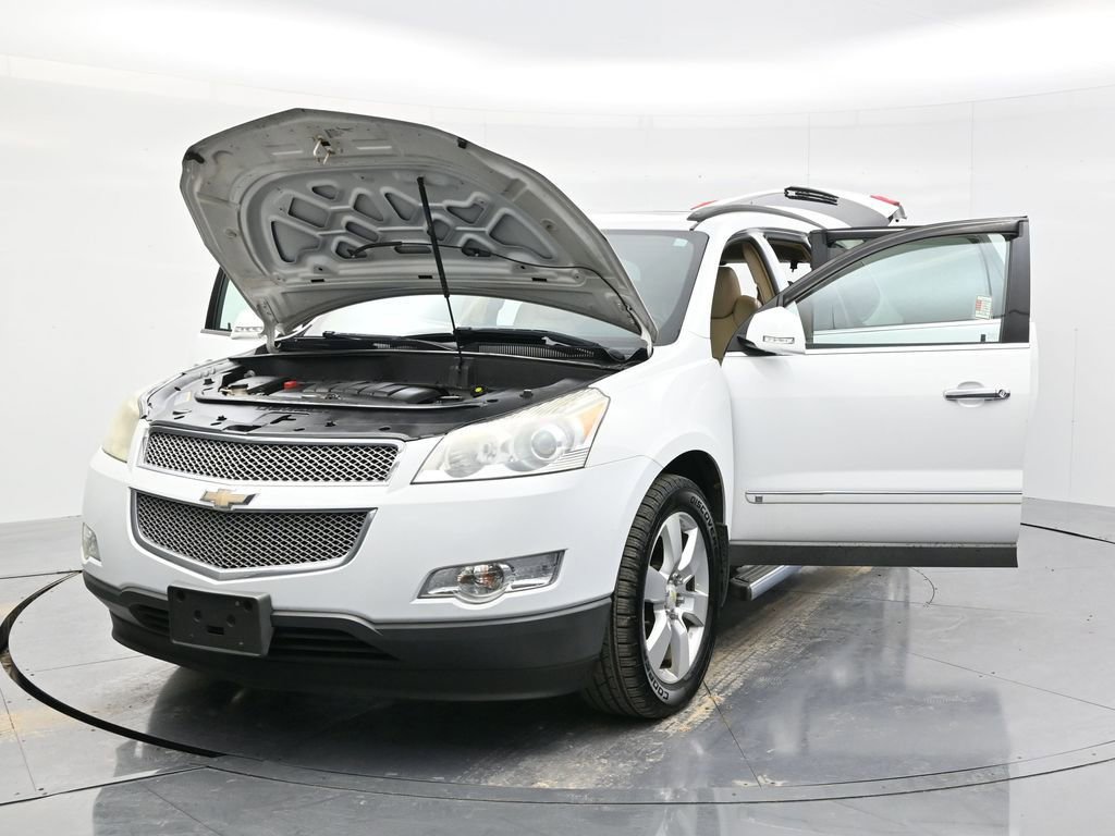Used 2009 Chevrolet Traverse LTZ image 62