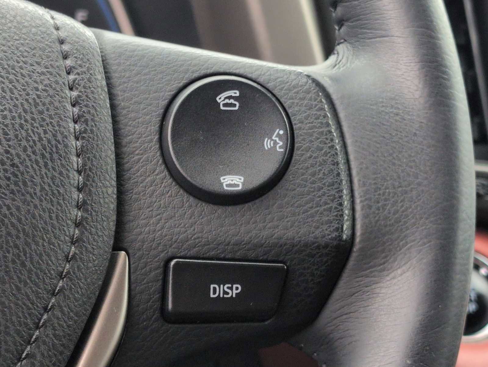 Used 2014 Toyota RAV4 Limited w/ Technology Package image 24