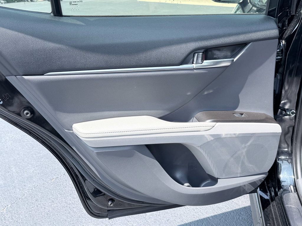 Used 2021 Toyota Camry XSE w/ Navigation Package FWD image 29